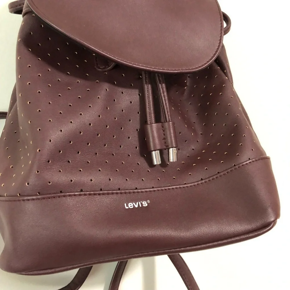 Levi’s mini backpack drawstring purse faux leather - Picture 2 of 7